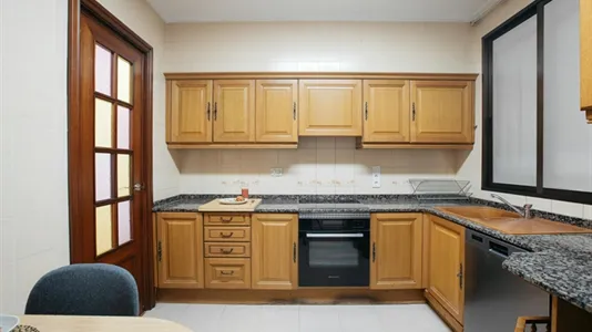 Rooms in Valencia Extramurs - photo 8