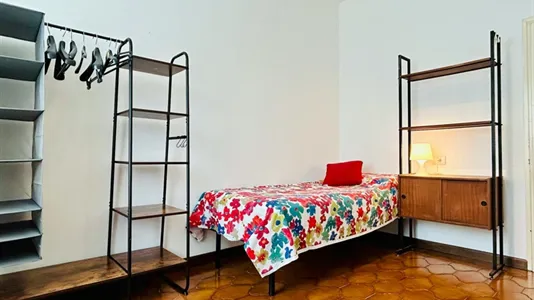 Rooms in Milano Zona 8 - Fiera, Gallaratese, Quarto Oggiaro - photo 3