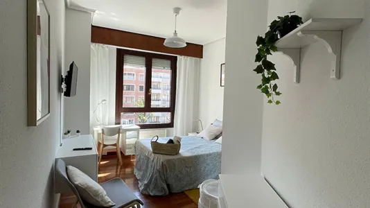 Rooms in Bilbao - photo 4