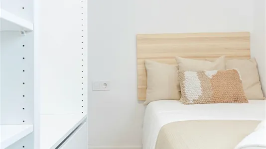 Rooms in el Camí de Vera - photo 4