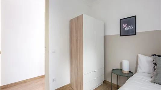 Rooms in Barcelona Eixample - photo 4
