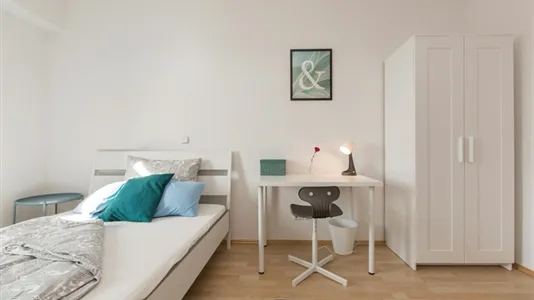 Rooms in Berlin Charlottenburg-Wilmersdorf - photo 2