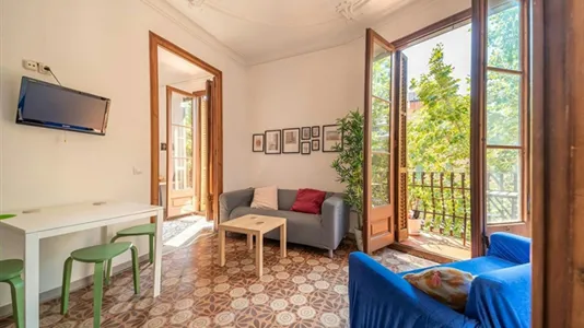 Rooms in Barcelona Eixample - photo 9