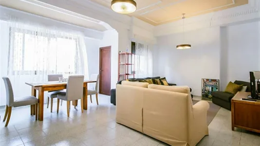 Rooms in Valencia Extramurs - photo 4