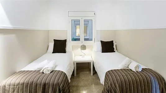 Apartments in Barcelona Ciutat Vella - photo 8