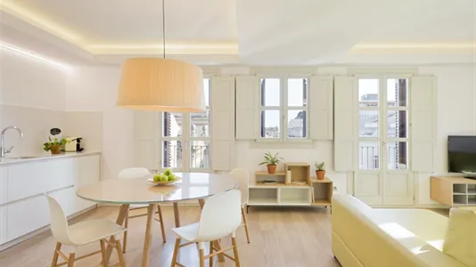 Apartments in Barcelona Ciutat Vella - photo 6
