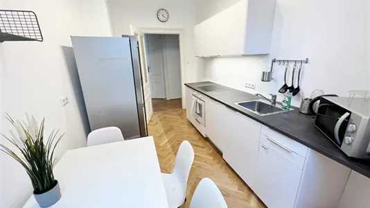 Rooms in Vienna Döbling - photo 9