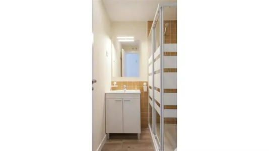 Rooms in Madrid Tetuán - photo 4