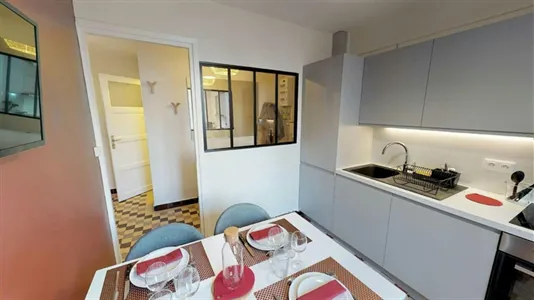 Rooms in Lyon - photo 9