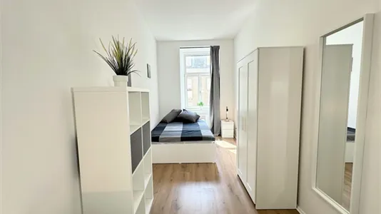 Rooms in Wien Mariahilf - photo 1