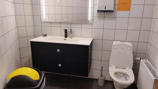 Rooms in Reykjavík Hlíðar - photo 6