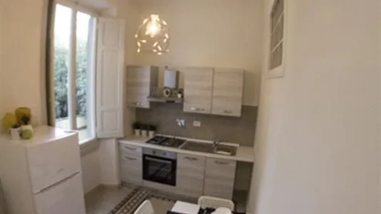 Rooms in Florence - photo 5