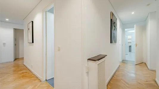 Rooms in Madrid Tetuán - photo 9