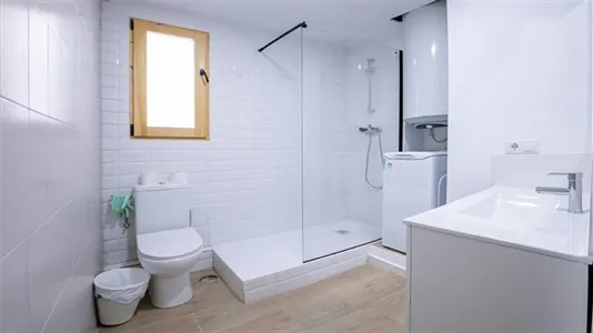 Rooms in Valencia L'Eixample - photo 9