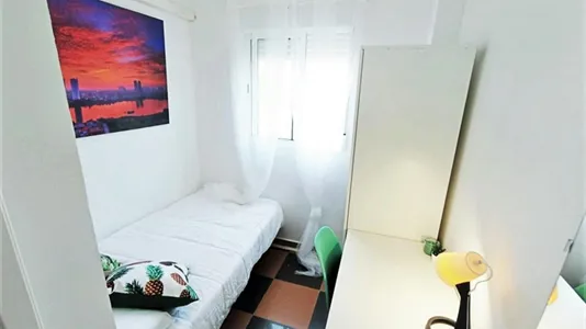 Rooms in Granada - photo 8