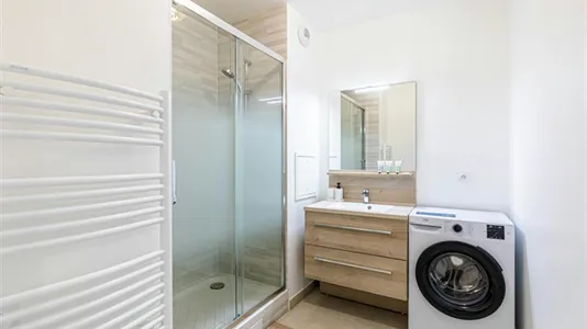 Apartments in Saint-Denis - photo 6