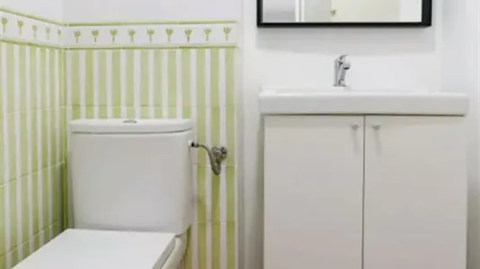 Rooms in Madrid Chamartín - photo 9