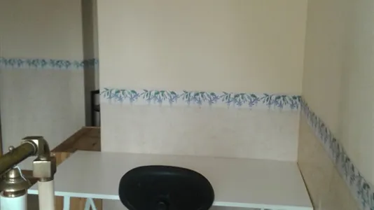 Rooms in Barcelona Eixample - photo 4