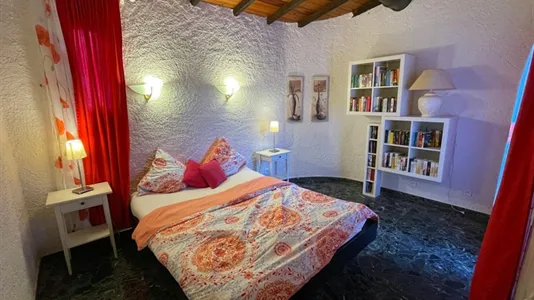 Houses in Sartène - photo 3