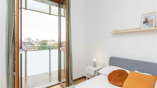 Rooms in Milano Zona 2 - Stazione Centrale, Gorla, Turro, Greco, Crescenzago - photo 6