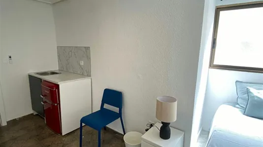 Rooms in Manises - photo 5