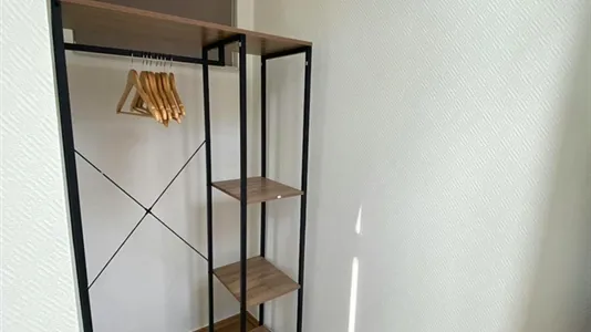 Rooms in Charleroi - photo 4