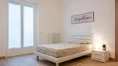 Room for rent in Milano Zona 9 - Porta Garibaldi, Niguarda, Milan