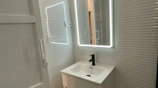 Rooms in Madrid Centro - photo 7