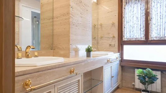 Rooms in Madrid Chamartín - photo 10