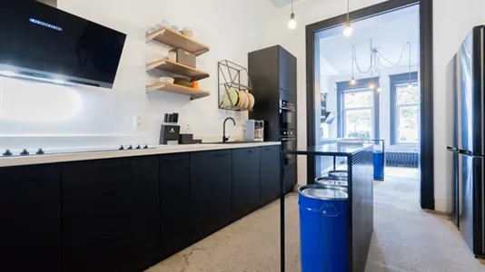 Rooms in Charleroi - photo 4