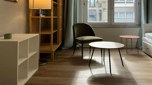 Apartments in Brussels Sint-Gillis - photo 6