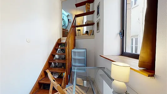 Apartments in Lyon - photo 7