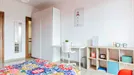 Room for rent, Padua, Veneto, &lt;span class=&quot;blurred street&quot; onclick=&quot;ProcessAdRequest(12848713)&quot;&gt;&lt;span class=&quot;hint&quot;&gt;See streetname&lt;/span&gt;[xxxxxxxxxxxxx]&lt;/span&gt;