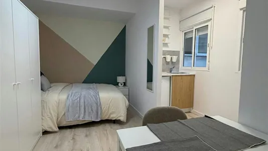 Rooms in Valencia Ciutat Vella - photo 3