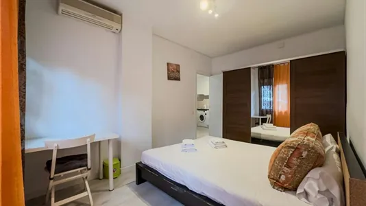 Apartments in Barcelona Eixample - photo 2