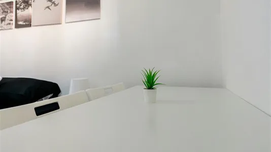 Rooms in Zaragoza - photo 6