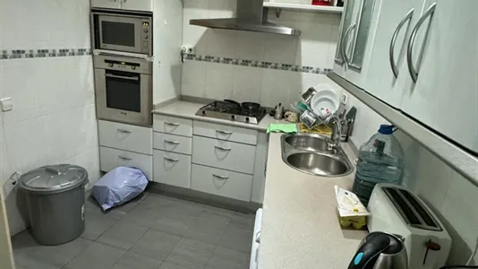 Rooms in Barcelona Eixample - photo 7