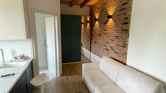 Apartments in Milano Zona 5 - Vigentino, Chiaravalle, Gratosoglio - photo 2