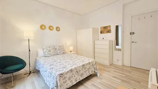 Rooms in Madrid Centro - photo 4