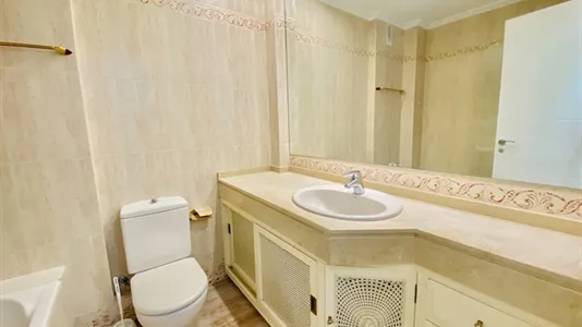 Rooms in Madrid Salamanca - photo 7