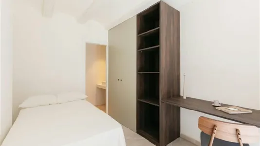 Rooms in Alfara del Patriarca - photo 9