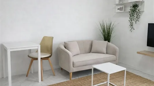 Apartments in Berlin Charlottenburg-Wilmersdorf - photo 2