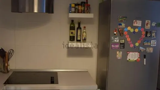 Rooms in Madrid Centro - photo 9