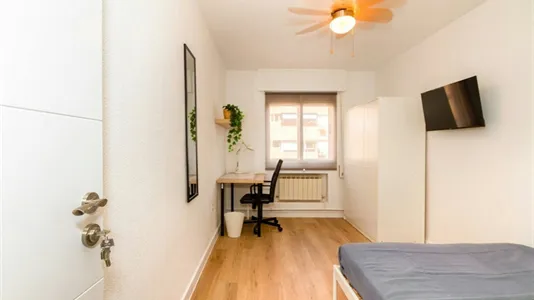 Rooms in Alcalá de Henares - photo 4