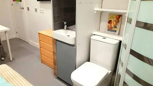 Rooms in Valencia Ciutat Vella - photo 9