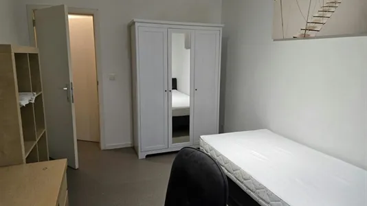 Rooms in Brussels Anderlecht - photo 1