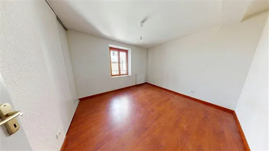 Apartments in Saint-Étienne - photo 7