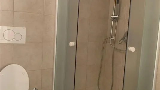 Rooms in Roma Municipio II – Parioli/Nomentano - photo 5