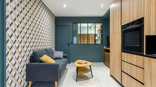 Apartments in Lyon - photo 4