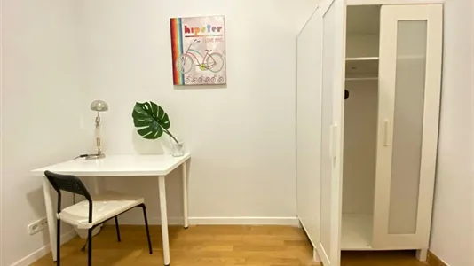 Rooms in Madrid Centro - photo 5